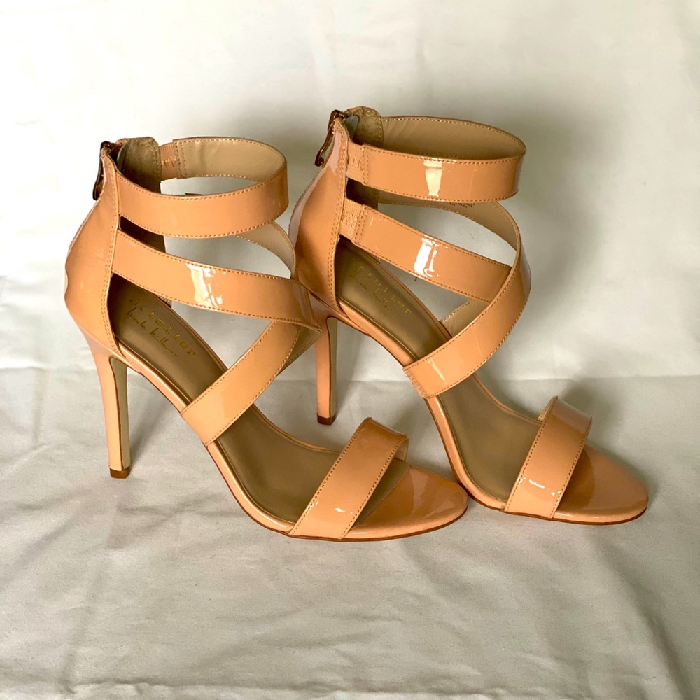 Nicole Miller Artelier Crawford Nude Strappy Heels
